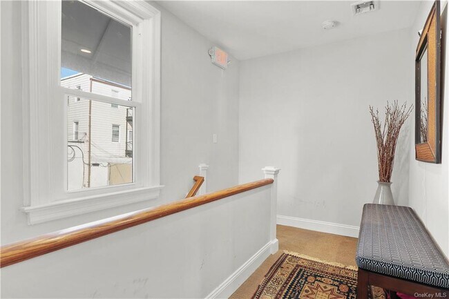 Building Photo - 65 Wendt Ave