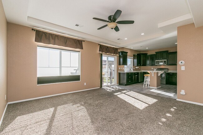 Foto del edificio - Beautiful 3 Bed 2.5 Bath in Thompson River...