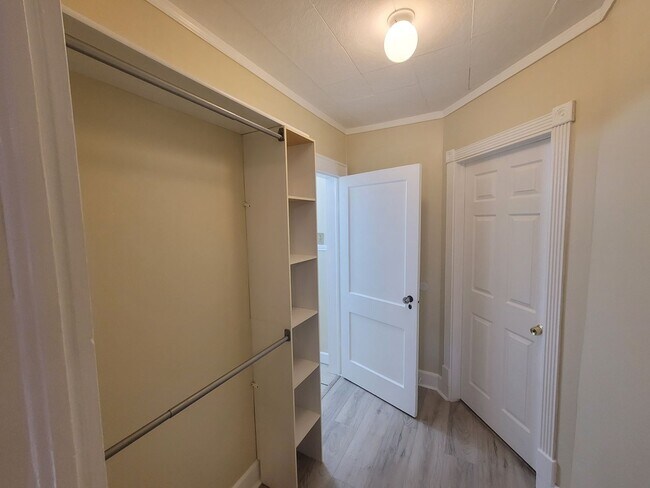 Building Photo - 2323 Avenue N