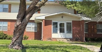 Building Photo - 105 Outer Park Dr