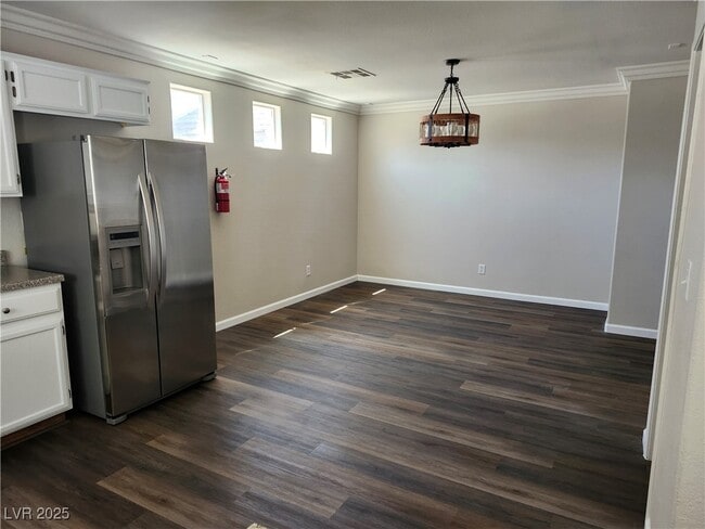 Foto del edificio - 5165 Paradise Skies Ave