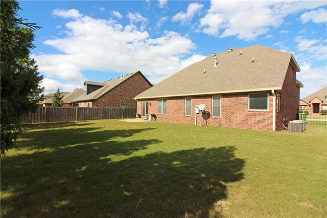Building Photo - 6502 Hearth Falls Dr