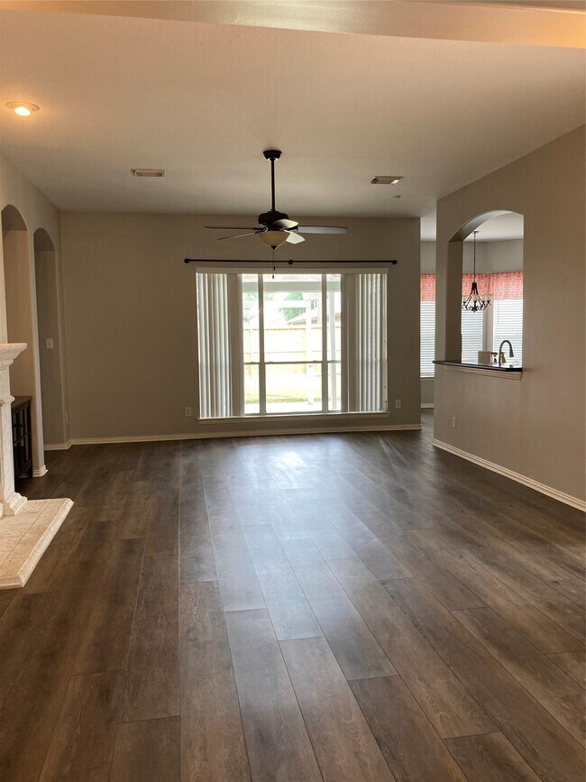 Foto del edificio - 8312 Spinnaker Bay Ln