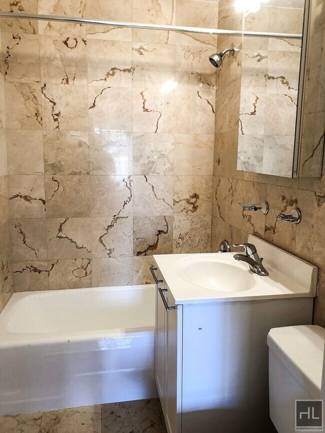 Foto del edificio - Fourth Avenue