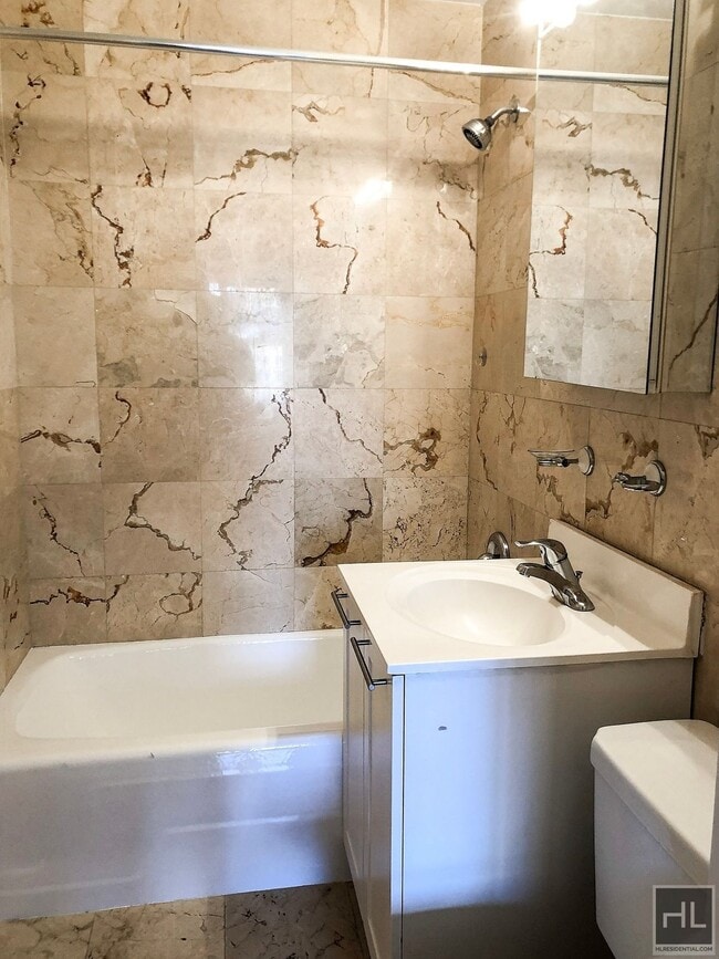 Building Photo - Fourth Avenue