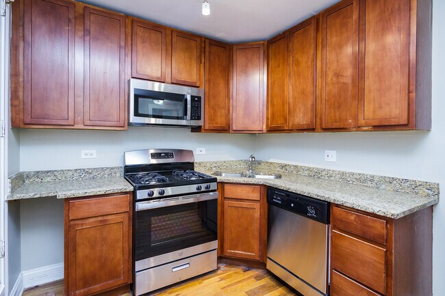 Foto del edificio - 1644 W Greenleaf Ave