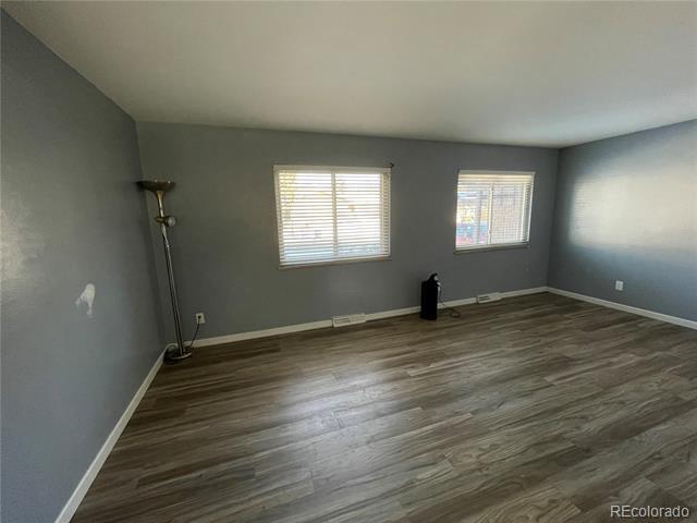 Foto del edificio - 2833 S Depew St