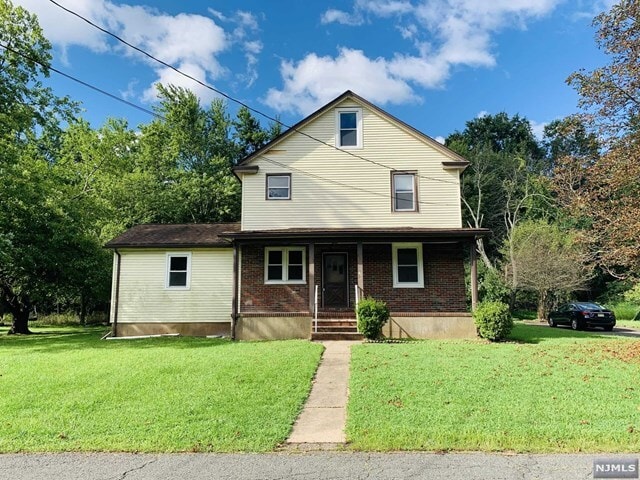 Primary Photo - 40 Bristol Rd
