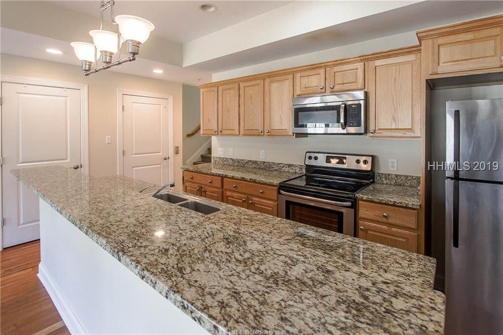 14 Promenade St, Bluffton, SC 29910 Condo for Rent in Bluffton, SC