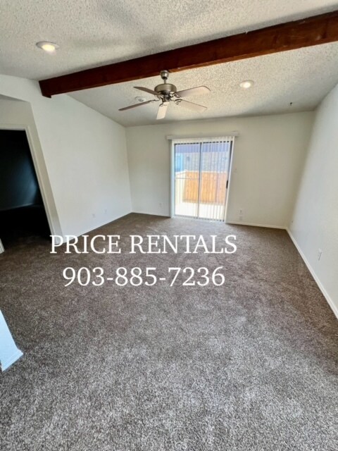 Foto del edificio - 475 Industrial Dr W