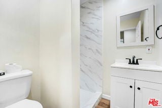 Building Photo - 845 Hagar St