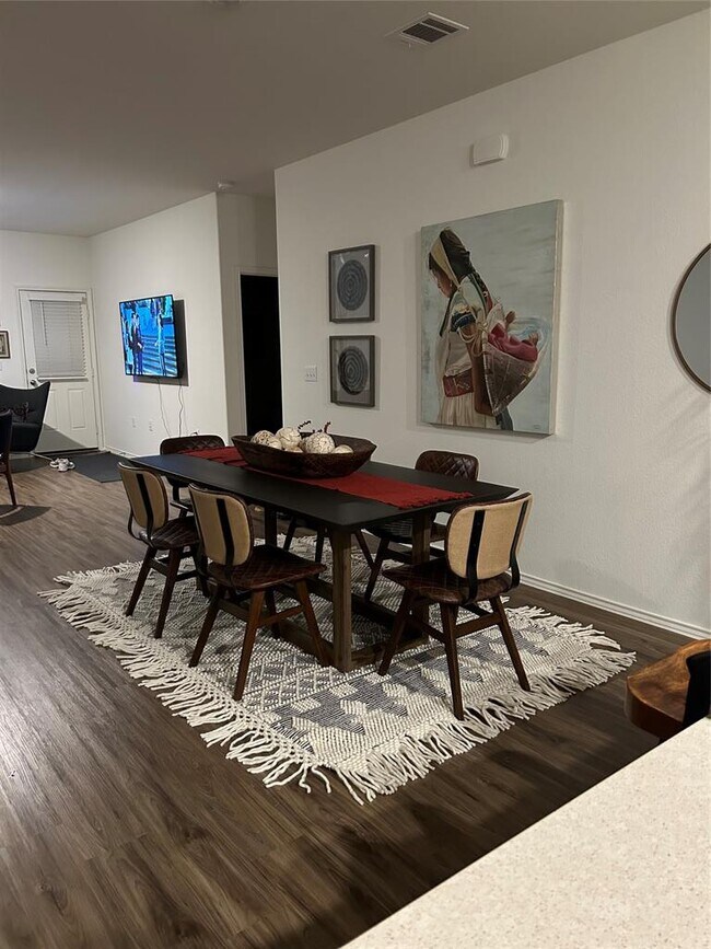 Foto del edificio - 10821 Hammond St