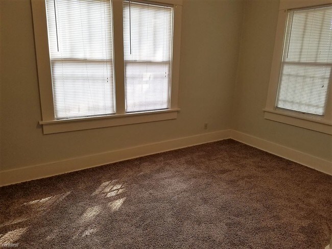 Building Photo - 2 br, 1 bath House - 704 S Prescott St