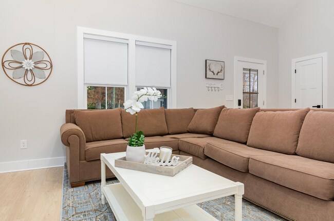 Foto del edificio - 607 Kenmore Ave