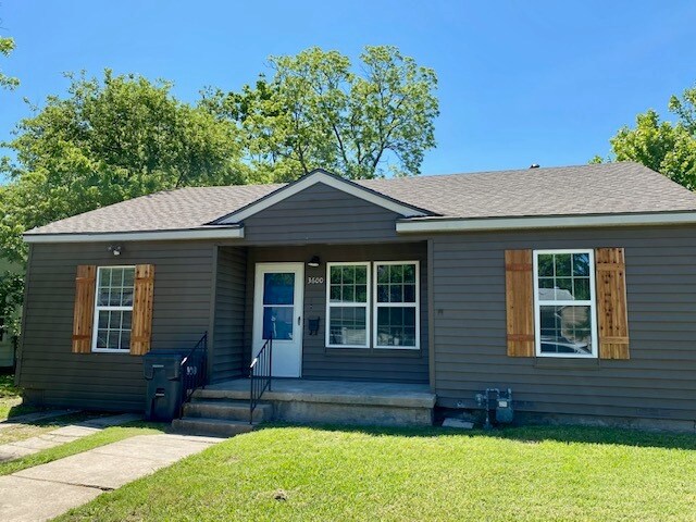 Foto principal - 3600 Maple Ave