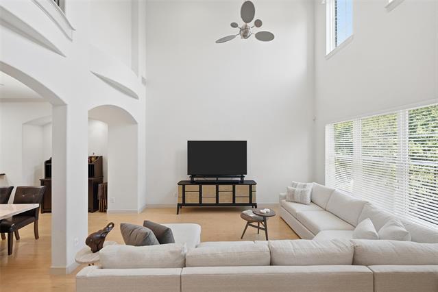 Building Photo - 8225 Short St