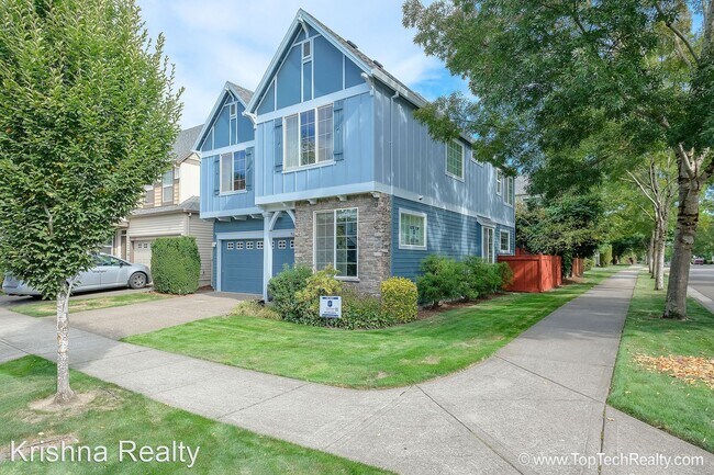 Building Photo - 4 br, 2.5 bath House - 504 NE Caden Ave.