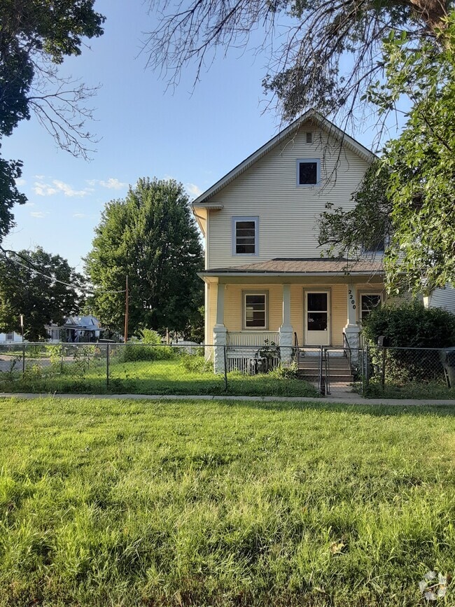 2828 Washington St, Lincoln, NE 68502 House Rental in Lincoln, NE