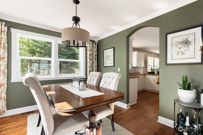 Foto del edificio - 2706 Shannon Point Rd