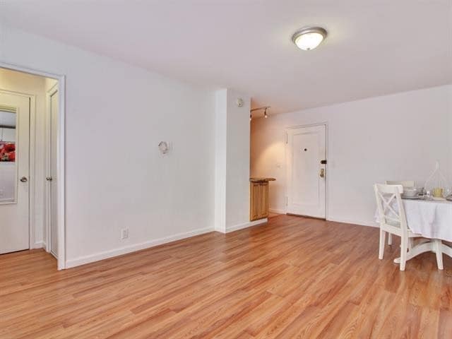 Foto del edificio - 6515 Boulevard E