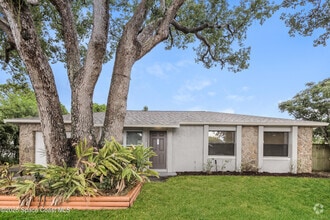 Building Photo - 2495 E Sherwood Cir