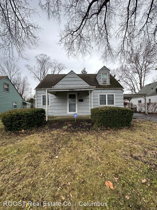 4 br, 1 bath House 211 S. Ashburton Road House Rental in Columbus