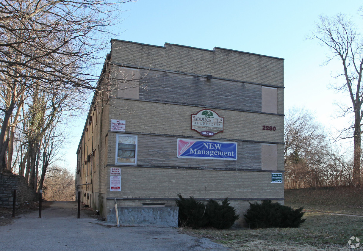 Primary Photo - Harrison Hill Apartments