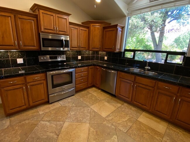 Building Photo - HOUSE - WEST SEDONA - RED ROCK VIEWS