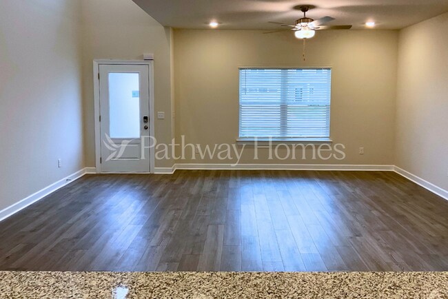 Building Photo - 2415 Nabali Way
