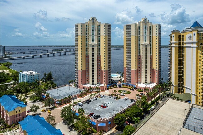Foto del edificio - 2743 First St