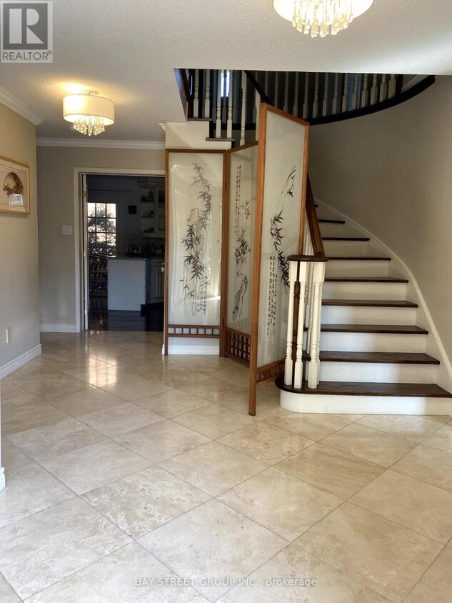 Primary Photo - 1322 Roseberry Crescent