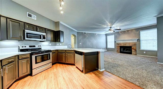 Building Photo - 670 Louis Henna Blvd