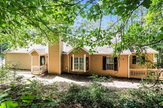 Building Photo - 1466 Fall Creek Trce