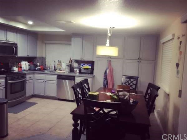 Building Photo - 15360 Green Valley Dr