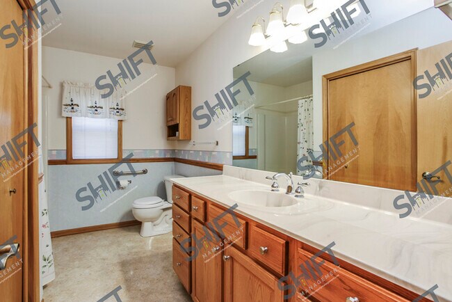 Building Photo - 2686 Walnut Hills Ct SE