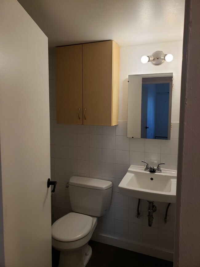 Photo du bâtiment - 639-639 Constance Ave