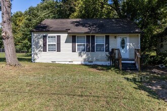 Building Photo - 4119 Porter Ave