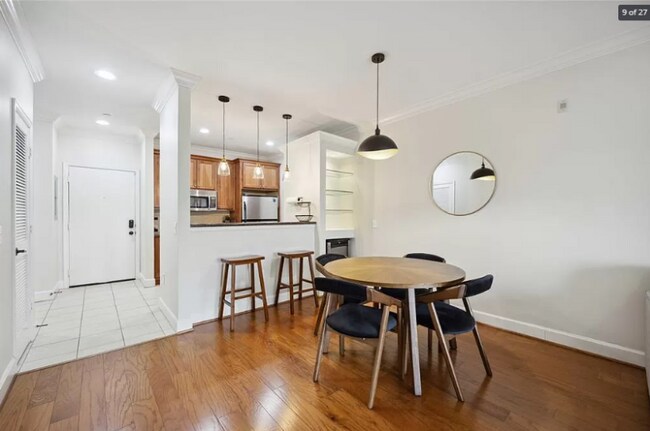 Foto del edificio - 2203 Dorrington St