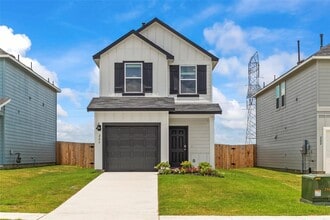 Building Photo - 119 Kendall Ln