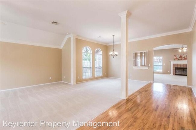 Building Photo - 4 br, 2 bath House - 11125 S Joplin Ave
