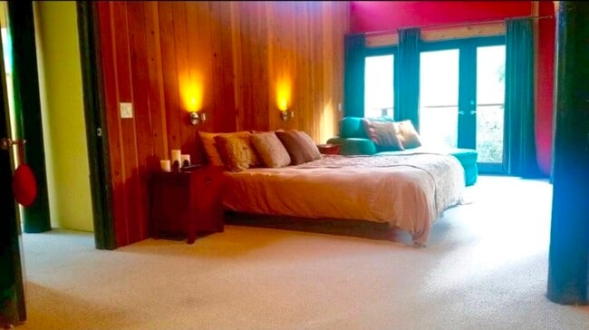 Foto del edificio - 29090 Robinson Cyn Rd