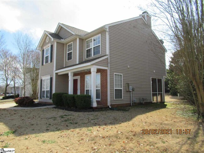 Building Photo - 506 Fairview Lake Way