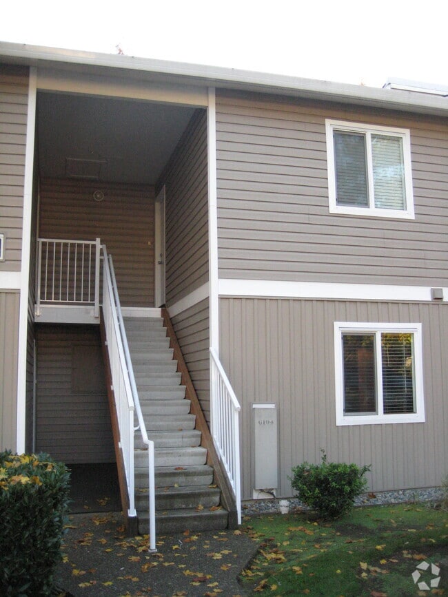 Building Photo - 12429 NE 130th Ct