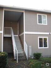 Building Photo - 12429 NE 130th Ct
