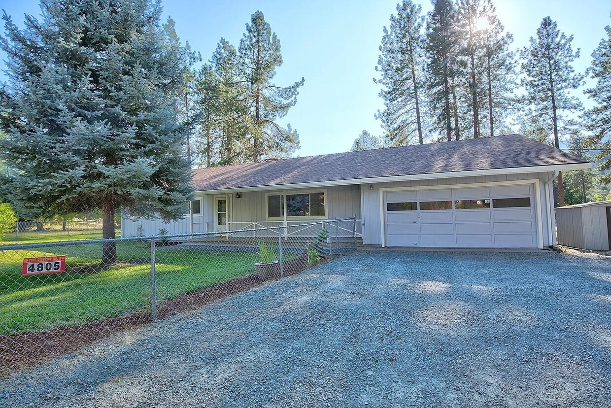 Primary Photo - 3 bed 2 bath Single Family Home for Rent i...