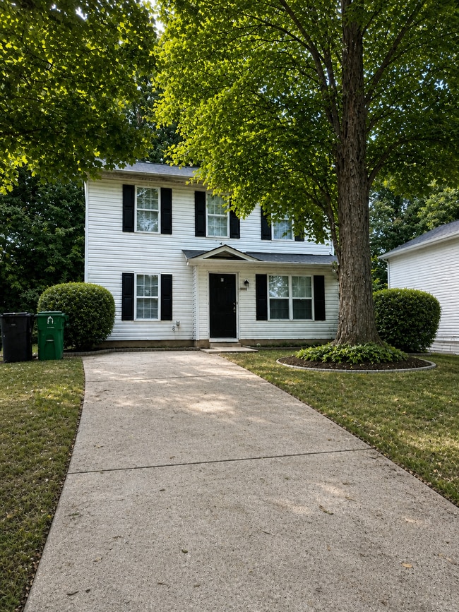 Building Photo - 2308 Juniper Dr