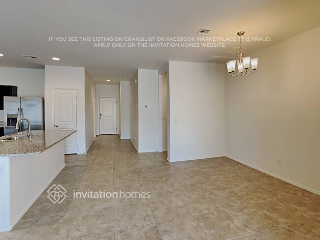 Foto del edificio - 37746 W Capri Ave