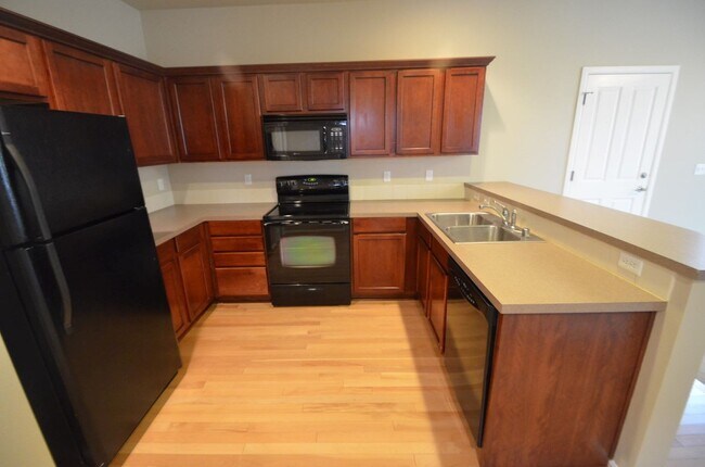 Foto del edificio - 6050 Radiance Blvd E