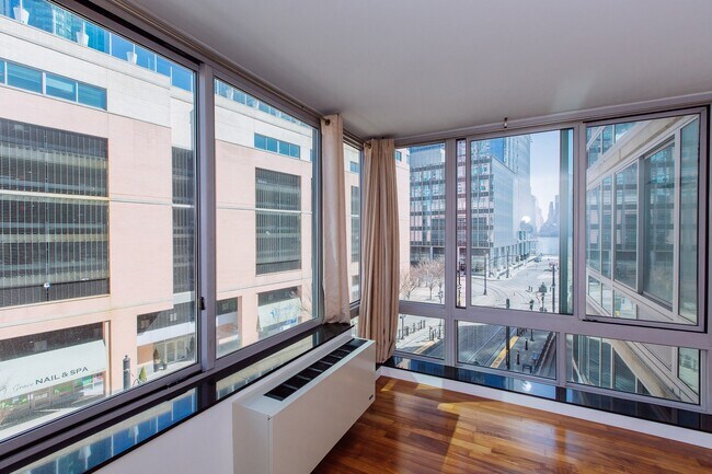 Foto del edificio - 25 Hudson St
