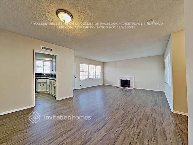 Foto del edificio - 2403 W 129th St